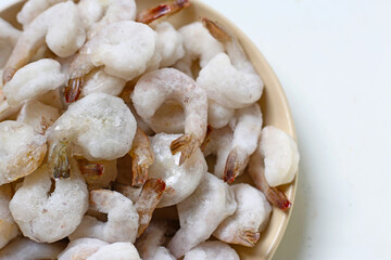 Frosted shrimps preserved for cooking