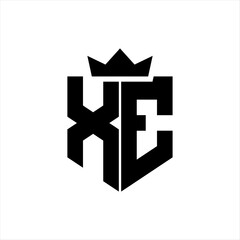 XE Vector image of a shield with a sharp geometric style and a pointed crown