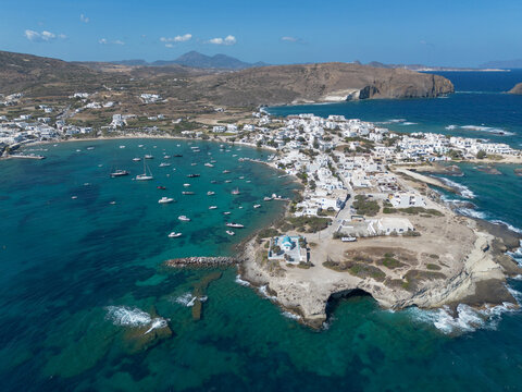 Fotografie aeree dell isola di Milos in grecia
