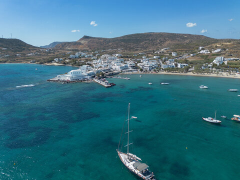 Fotografie aeree dell isola di Milos in grecia