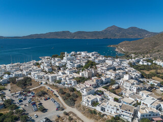 Fotografie aeree dell isola di Milos in grecia
