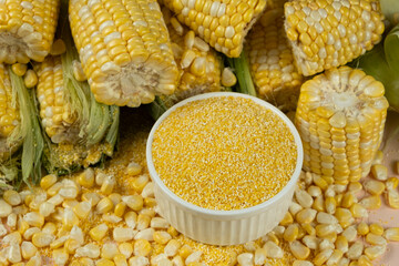 Raw Yellow Maize Grits and Fresh Corn