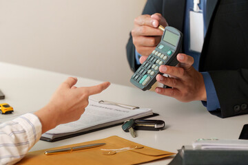 Calculating Car Insurance Premium with Client