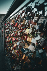 Obraz premium Love padlock on the wall