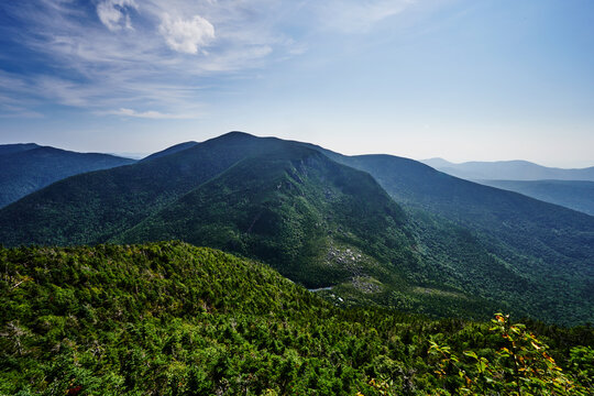 View of the White Mountains from the Wildcat mountain range, White mountains, New Hampshire 