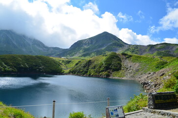 【富山県】立山黒部アルペンルート・ミクリガ池