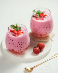 strawberry sago ice