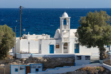 fotografie aeree dell' isola di milos in grecia