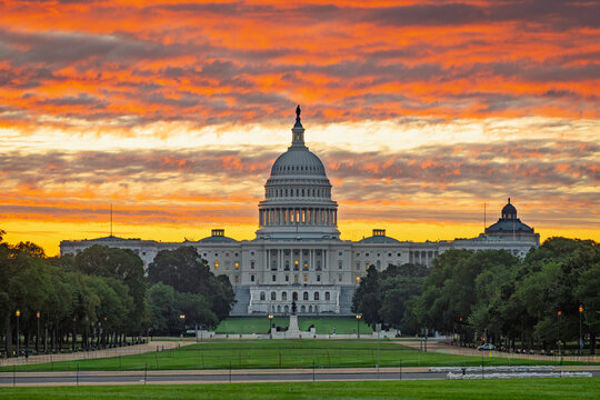 Spectacular Sunrise Over the U.S. Capitol Building
