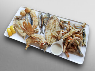 Tray with mixed fried fish