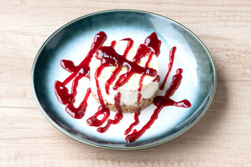 Dessert Tiramisu fruit rouge