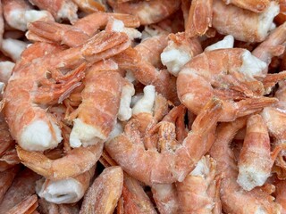 Indulge in a Fresh Shrimp Pile that is Perfectly Crafted for Seafood Lovers Everywhere. A vibrant and tempting pile of fresh shrimp, just waiting to be transformed into delicious seafood dishes
