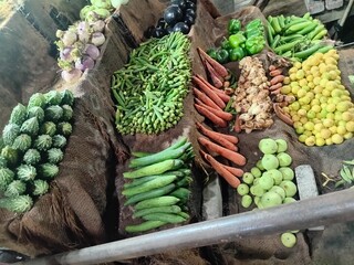 fruit and vegetable market