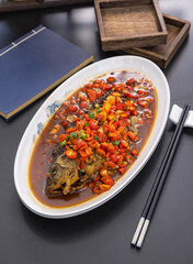 Jiangxi stir-fried spicy crucian carp	