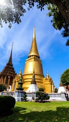 Fototapeta premium Golden temple pagoda, sunny day