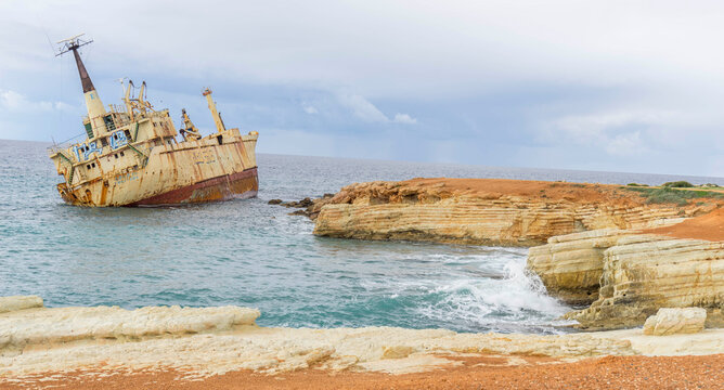 Edro III , Cyprus 