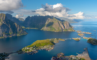 Obraz premium Scenic view of a coastal villages lofoten islands Norway at sunset