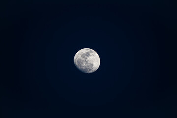 Obraz premium beautiful moon in the dark blue sky 