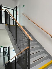 schody w stylu industrialnym