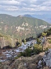 Fototapeta premium Góry Choczańskie - Słowacja - piękne góry z widokiem na Tatey Zachodnie oraz Liptowskie morze.