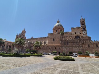 Sycylia - Włochy - Palermo, Cefalu, Katania, Taormina, Mesyna. Piękne widoki, plaże, miasta i góry © Konrad
