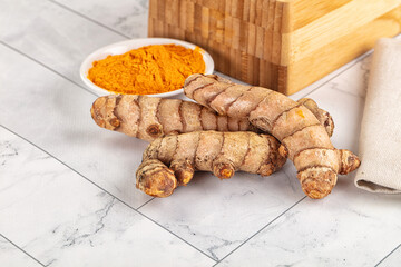 Fresh aroma tumeric roots heap