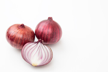 紫玉ねぎ　白バック