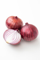 紫玉ねぎ　白バック