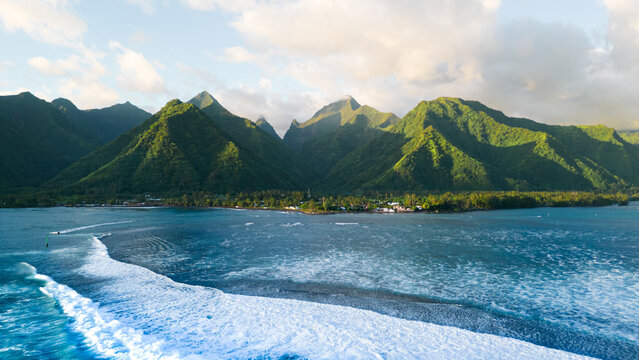 Beautiful mountains of Teahupo'o, Tahiti