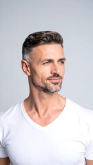 Obraz premium Man with short gray hair and a white v-neck shirt