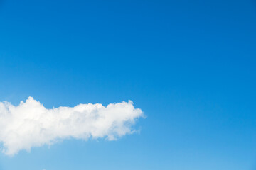 晩夏の空　午後の澄んだ青空と雲50
