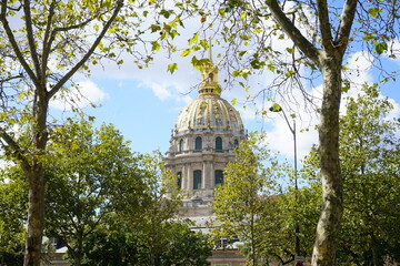 Le dome des Invalides &agrave; Paris France