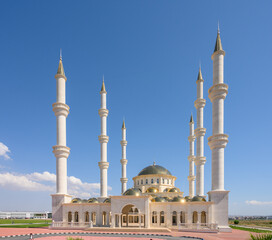 Fototapeta premium Modern Suat Gunsel Mosque Northern Cyprus