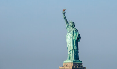 Estatua de la Libertad, La Libertad Iluminando al Mundo, Estados Unidos. La famosa estatua neoyorquina se encuentra en la Isla Ellis. EE. UU.