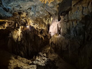 2025 – Interior de las cuevas - Betharram