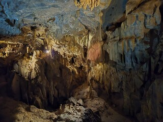 2025 – Interior de las cuevas - Betharram
