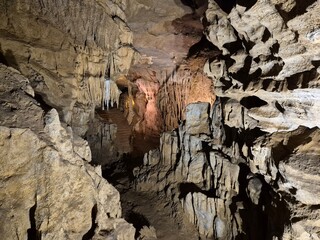 2025 – Interior de las cuevas - Betharram