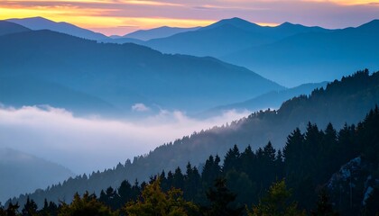 Obraz premium Misty mountain sunrise panorama