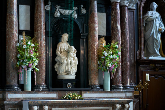 Bruges, Belgium &ndash; September 13, 2024 &ndash; Michelangelo Madonna of Bruges Sculpture. Michelangelo&rsquo;s Madonna of Bruges Sculpture inside the Onze Lieve Vrouwekerk or Church of Our Lady in Bruges, Belgium.

