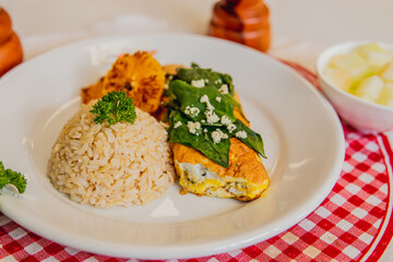 breakfast, ALMOÇO