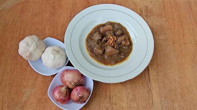 chocolate chip cookies,Semur daging is an Indonesian meat stew in thick brown gravy,served with steamed rice