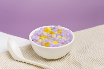 Coconut dumplings (Bua Loi) on a cloth, dessert