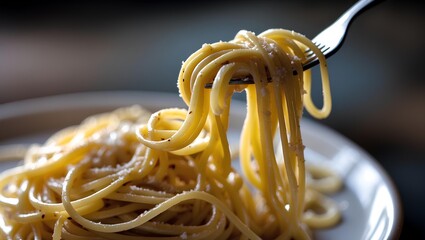 Spaghetti carbonara with grated cheese and parsley