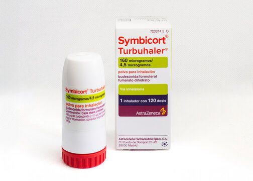Barcelona, Spain - September 6, 2025: Symbicort Turbuhaler medication for budesonide/formoterol fumarate dihidrato inhalation manufactured by AstraZeneca. Spanish packaging.