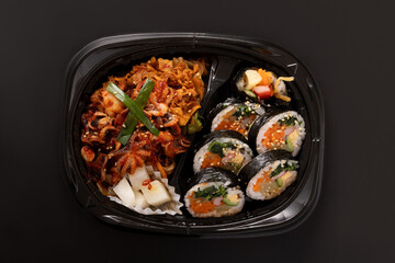 イイダコ　サムギョプサル　キンパ弁当