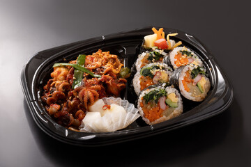 イイダコ　サムギョプサル　キンパ弁当