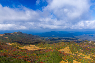 秋色に染まる　栗駒山の絶景　
