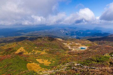 秋色に染まる　栗駒山の絶景　
