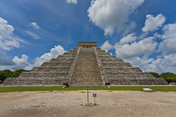 Temple of Kukulcan at Chichen Itza