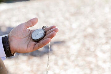 reloj, cronometrar, tiempo, viejo, hora, objeto, bolsillo, cuero, agiotaje, antig&uuml;edad, reloj de bolsillo, antique, negro, metal, plata, exactitud, retro, mano, macro, zoom